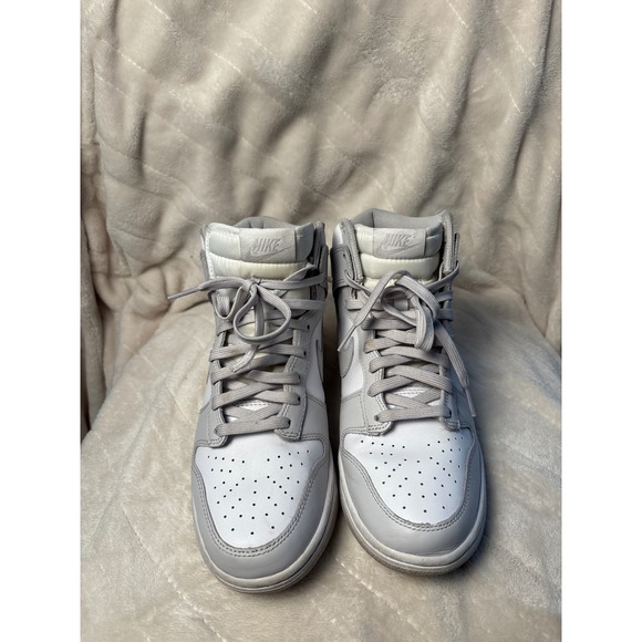Nike Dunk High Platinum White Gray Sneakers Women's Size 8 DD1869-102 - Picture 2 of 10